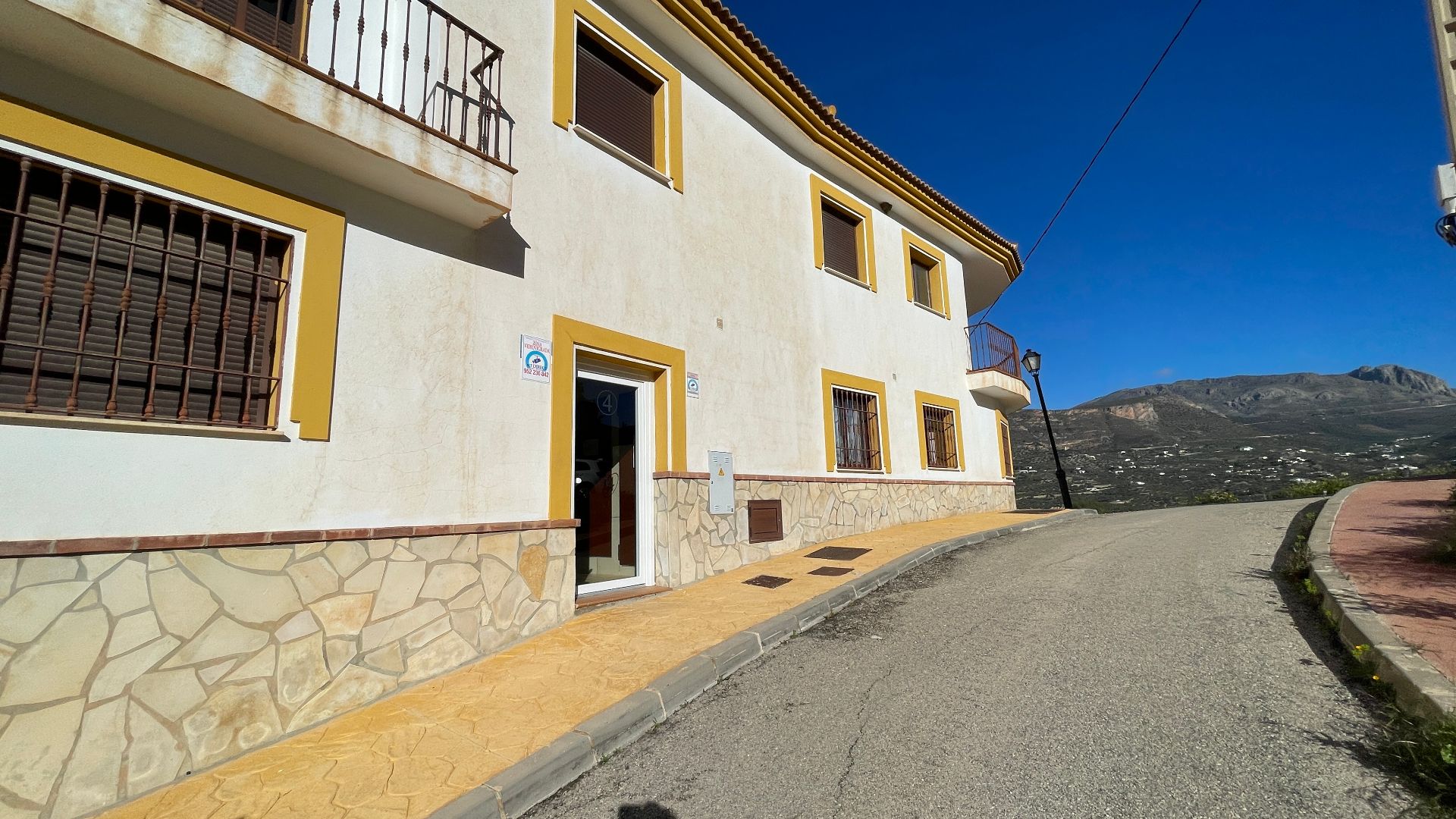 Exterior view of Garage for sale in Alcaucín