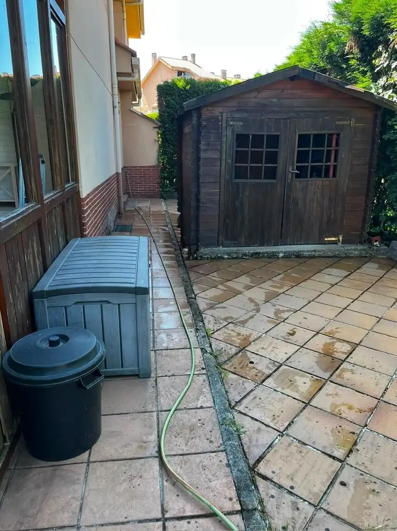 Jardí de Casa o xalet en venda en Siero amb Calefacció, Terrassa i Traster