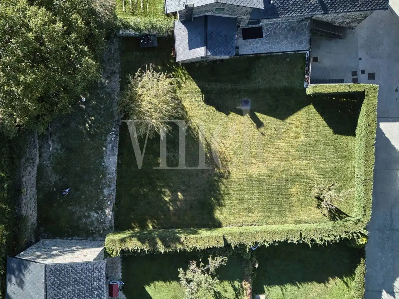 Terreny residencial en venda a Calle DEL RIU