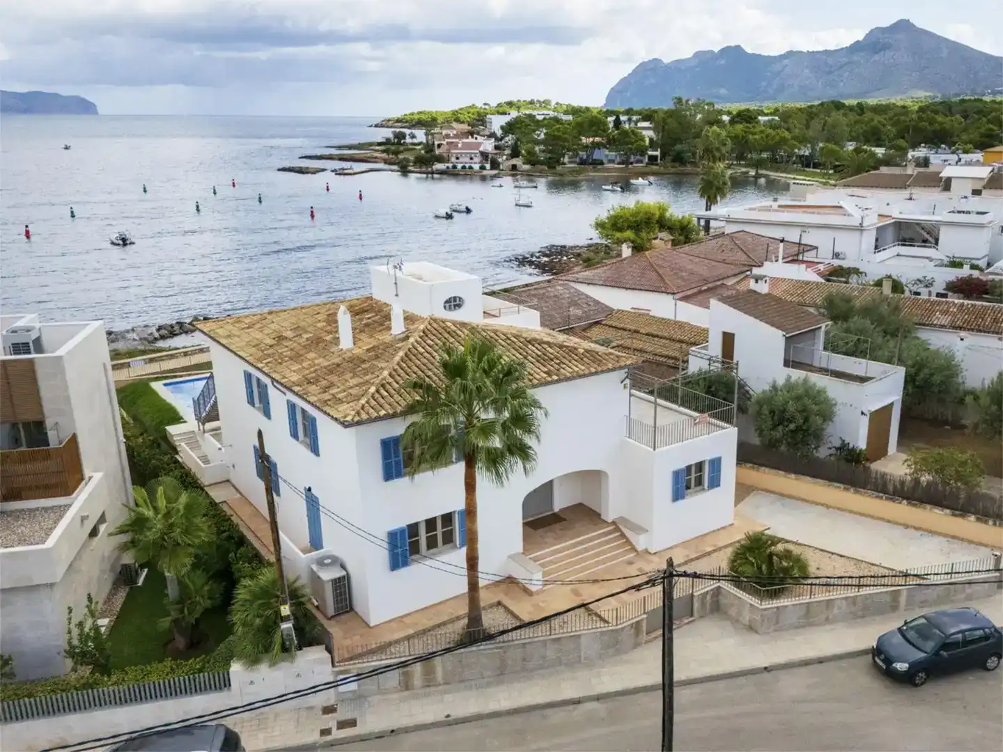 Vista exterior de Pis en venda en Alcúdia amb Aire condicionat, Jardí privat i Parquet