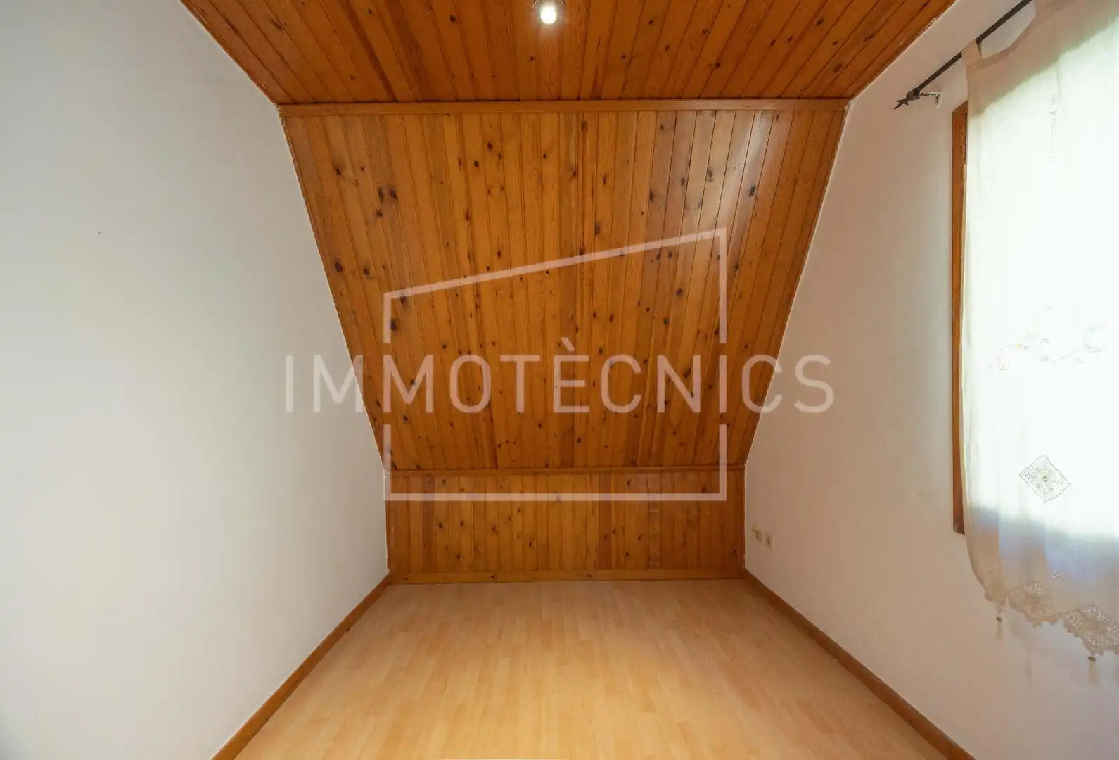 Bedroom of Houses for sale in Sant Cebrià de Vallalta