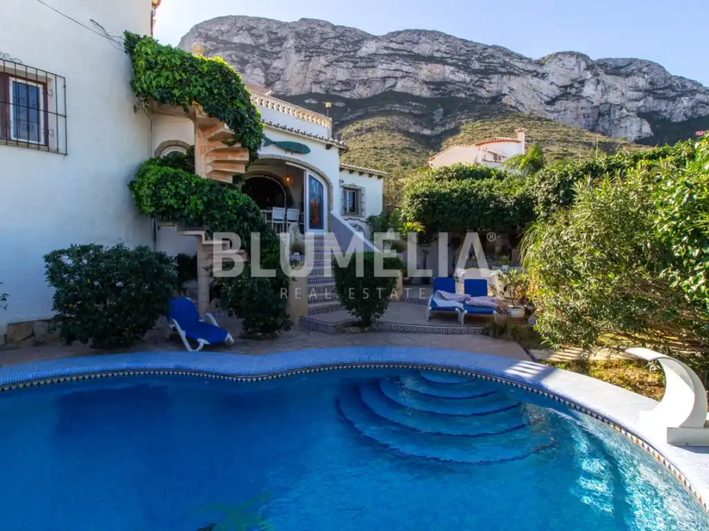 Houses for sale in Calle Plataner, El Montgó