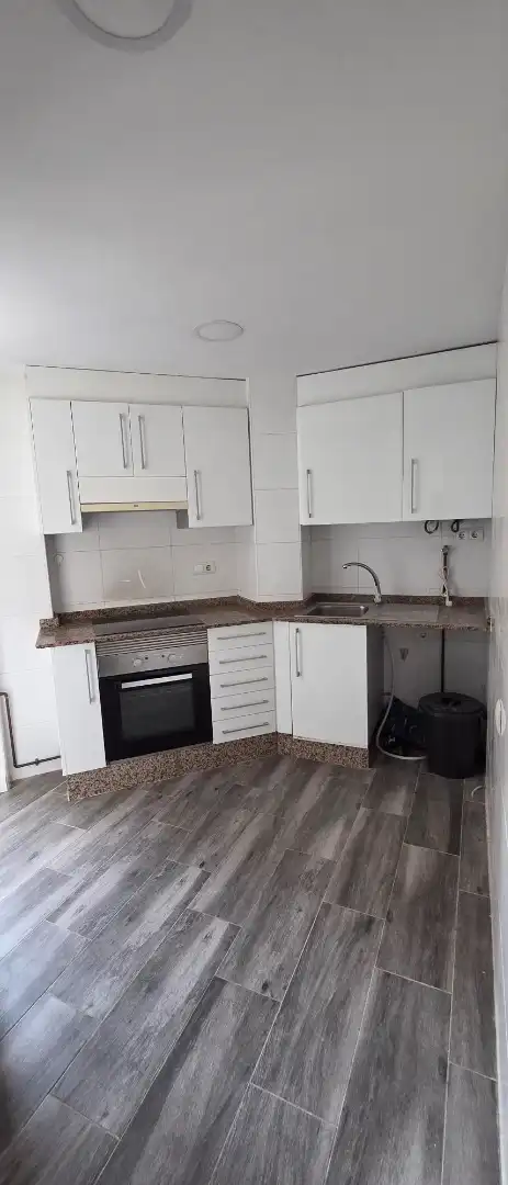 Cocina de Piso en venta en Valencia con Jardín privado