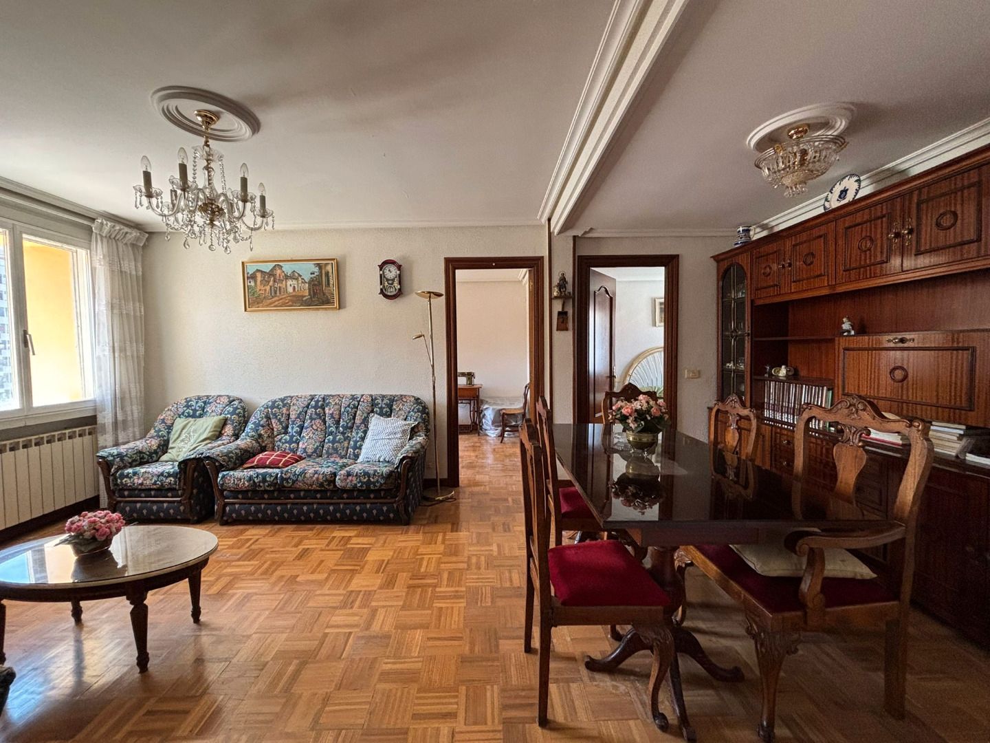 Sala d'estar de Apartament en venda en Burgos Capital amb Calefacció i Parquet