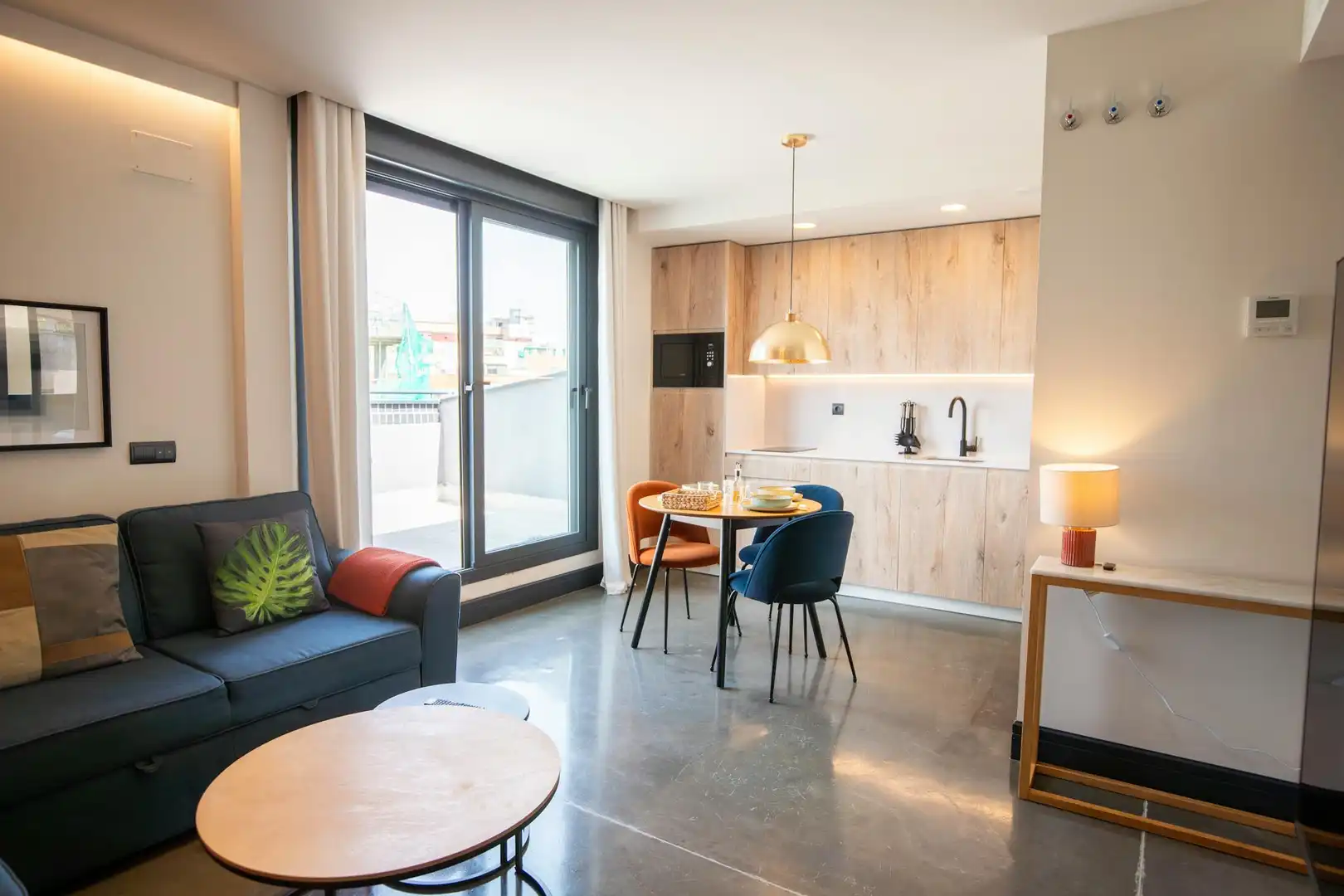 Sala de estar de Piso de alquiler en Madrid con Aire acondicionado, Jardín privado y Amueblado