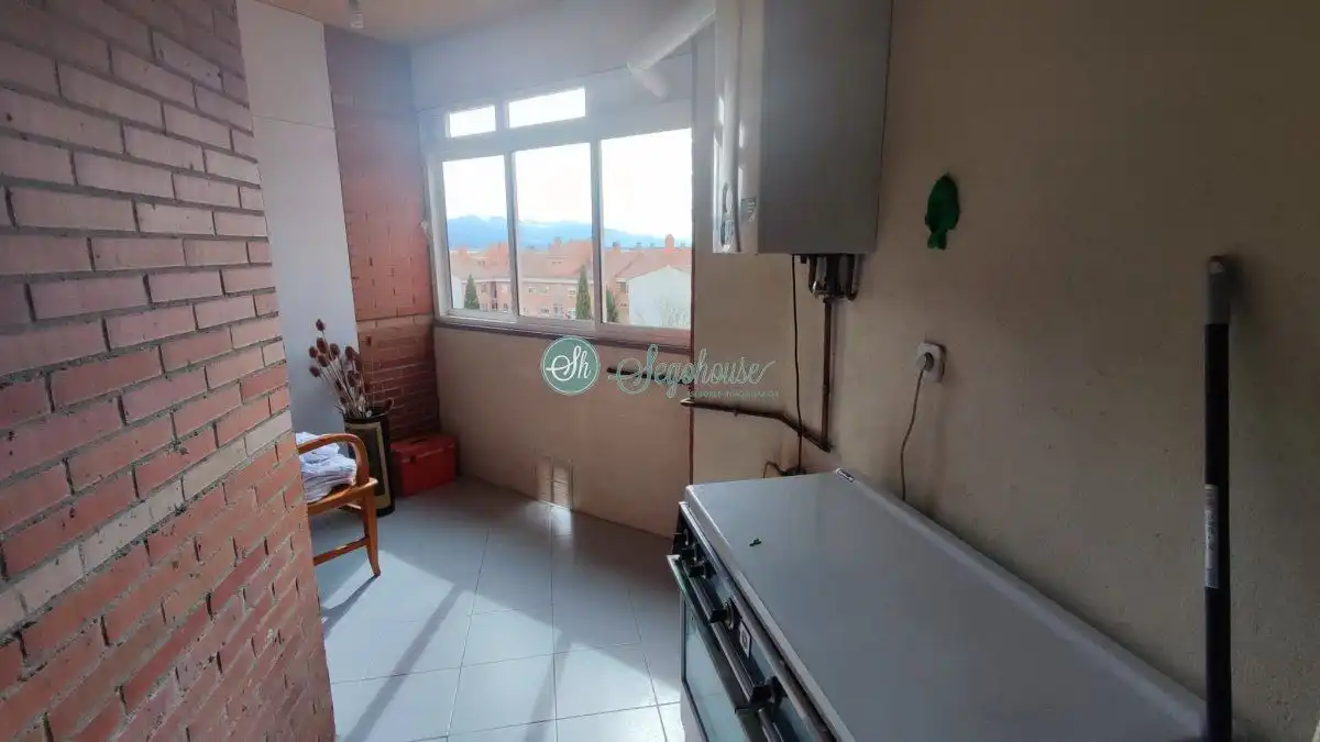 Kitchen of Flat for sale in Segovia  with Heating, Parquet flooring and Terrace