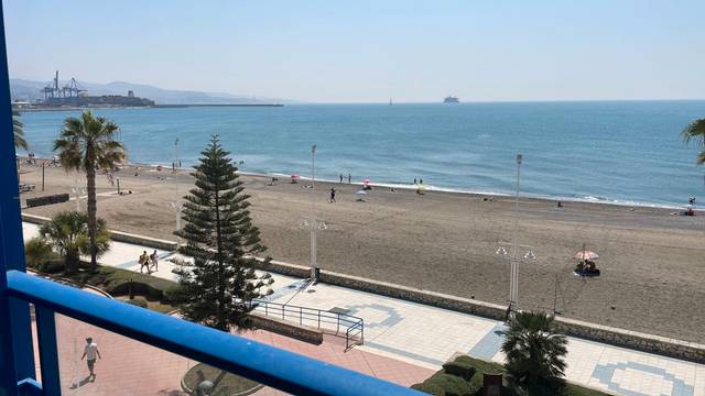 Piso en Alquiler en Calle Pacífico en Paseo Marítimo Oeste - Pacífico