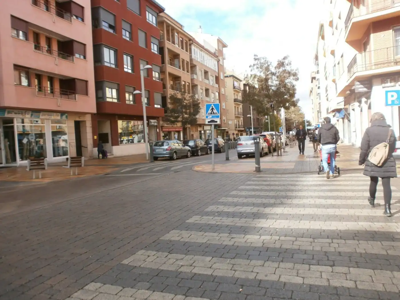 Vista exterior de Local en venda en Segovia