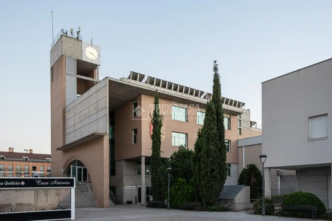 Außenansicht von Wohnung zum Verkauf in Arroyomolinos (Madrid) mit Heizung und Abstellraum