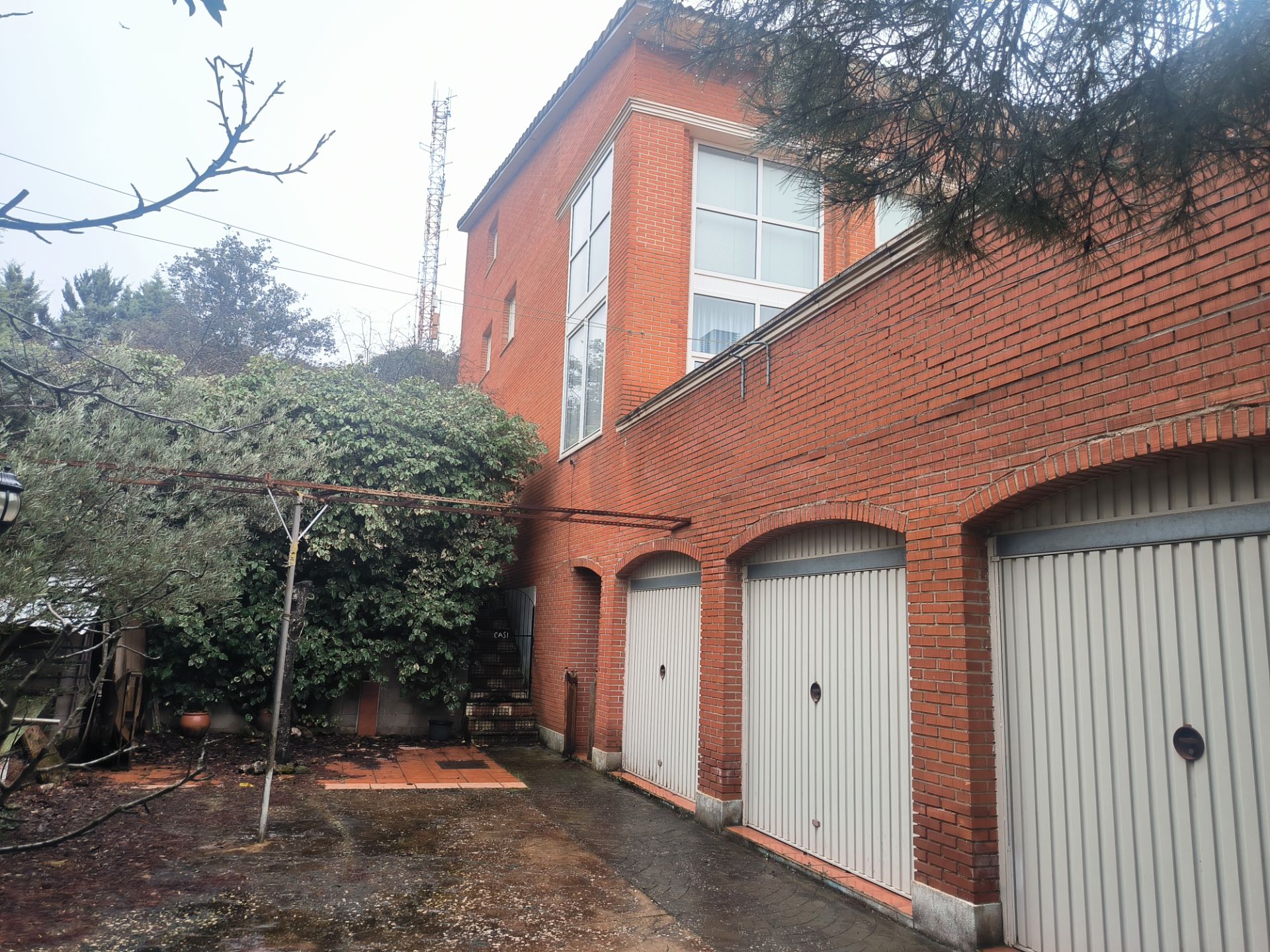 Vista exterior de Casa o xalet en venda en Guadalajara Capital