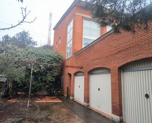 Exterior view of House or chalet for sale in Guadalajara Capital