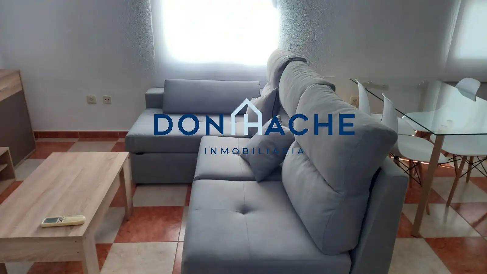 Sala de estar de Piso de alquiler en Mérida con Aire acondicionado y Amueblado