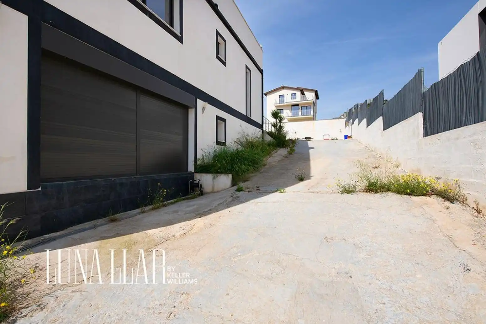 Exterior view of Houses for sale in Sant Pere de Ribes