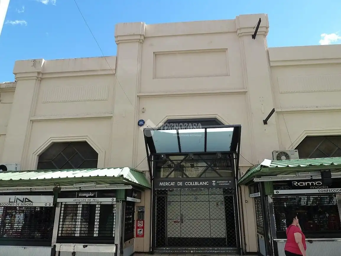 Exterior view of Flat for sale in L'Hospitalet de Llobregat