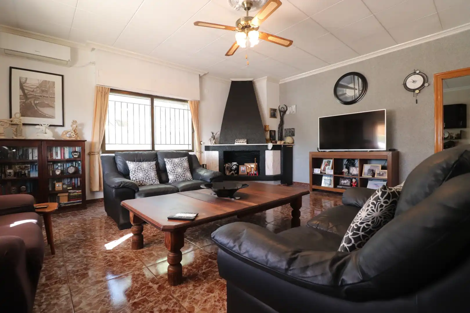 Casa rústica con piscina en venta en Crevillent, imagen 9