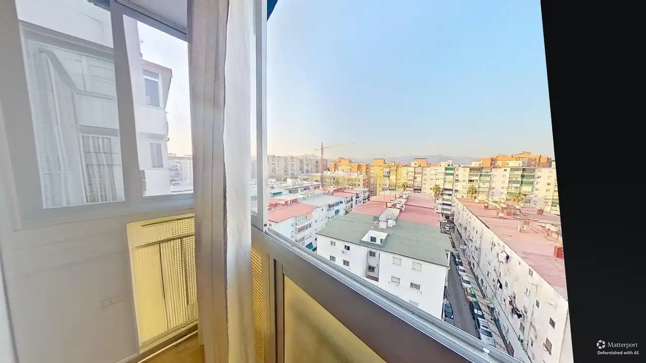 Dormitori de Apartament en venda en Málaga amb Aire condicionat i Rentadora