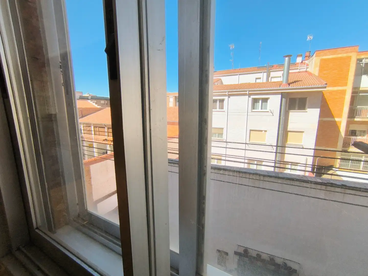 Terrasse von Wohnung zum Verkauf in Palencia mit Klimaanlage, Heizung und Parkett