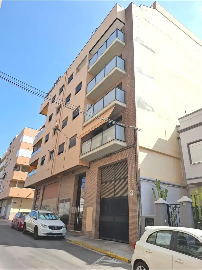 Exterior view of Attic for rent in Burjassot