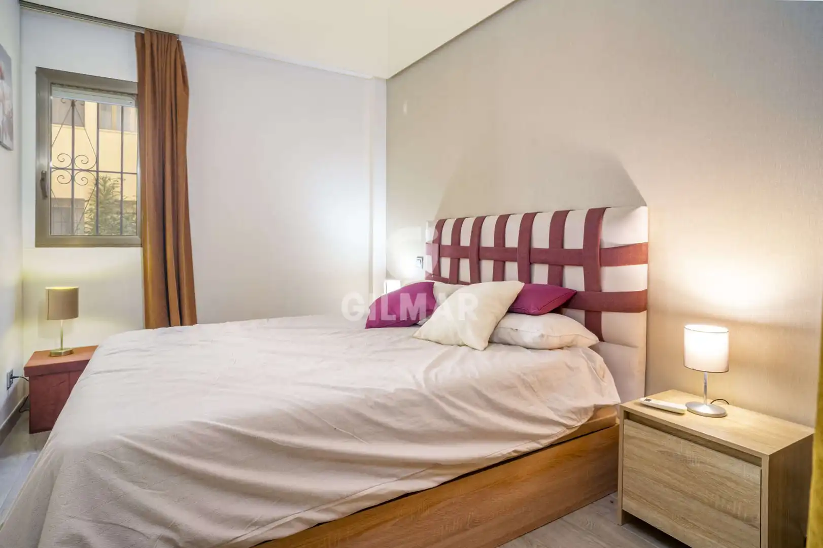 Habitación de Planta baja en venta en Estepona con Calefacción, Jardín privado y Piscina