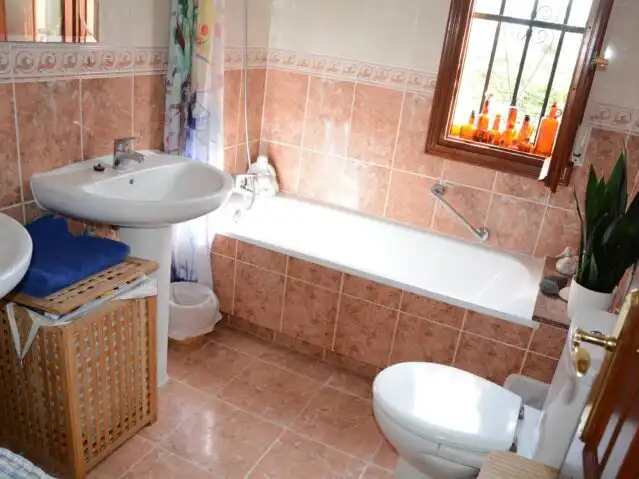 Baño de Casa o chalet en venta en Alicante / Alacant con Aire acondicionado