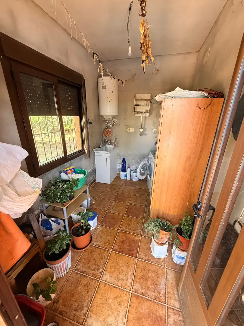 Cuina de Finca rústica en venda en Tomelloso amb Jardí privat, Piscina i Moblat