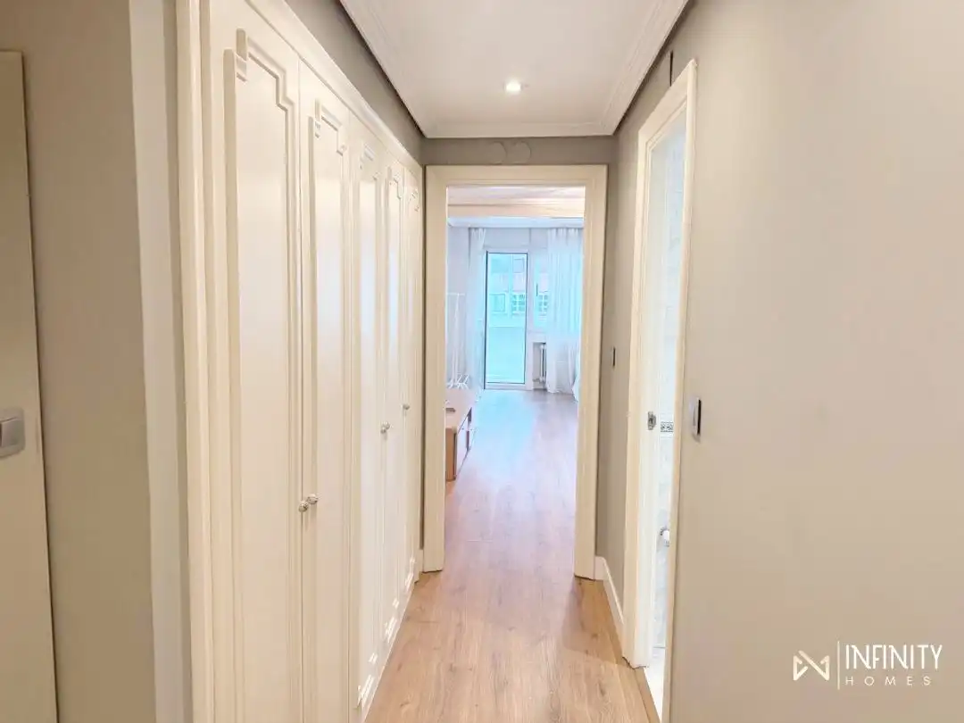 Piso en venta en Bilbao  con Calefacción, Terraza y Balcón