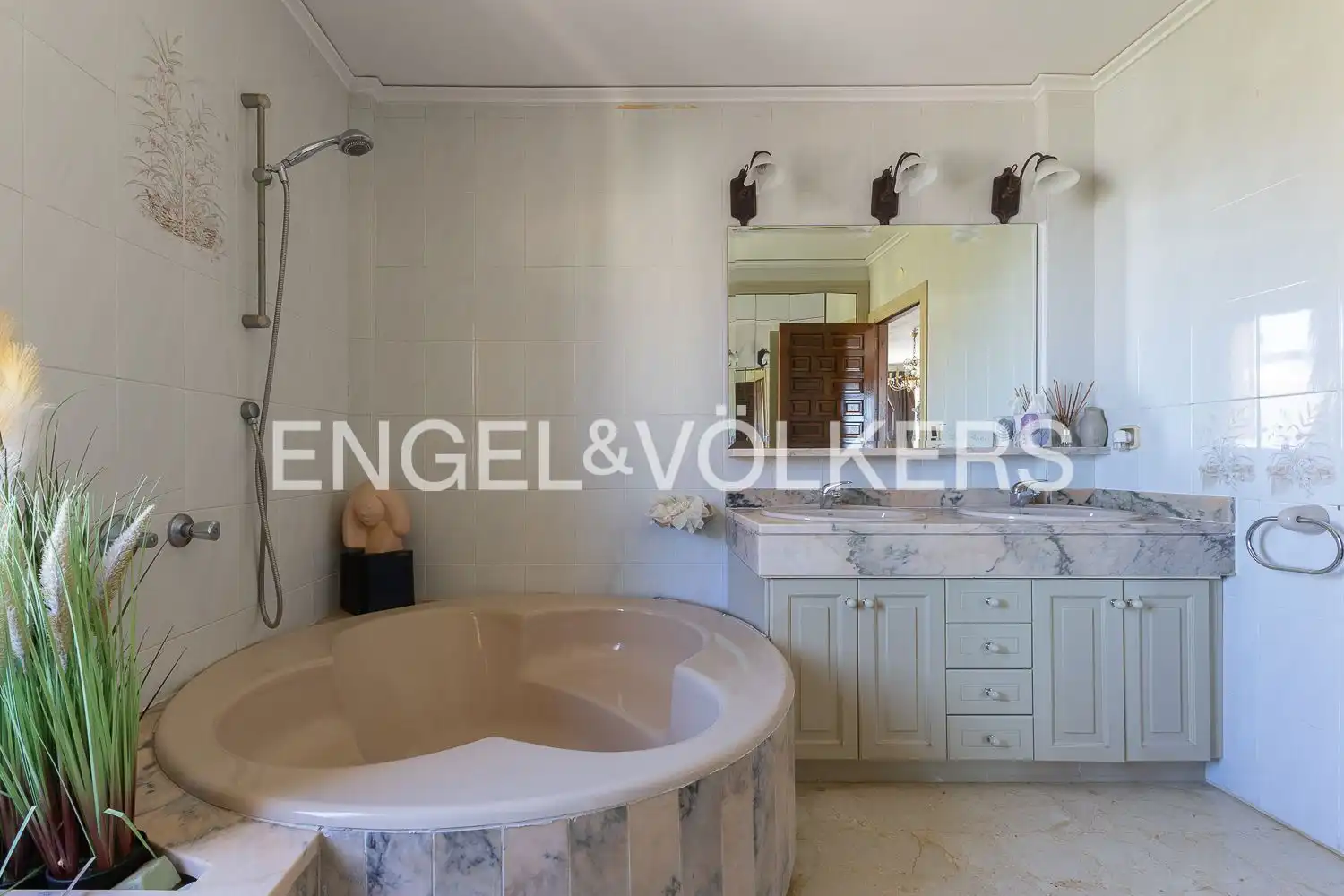 Baño de Ático en venta en Dénia con Aire acondicionado, Calefacción y Jardín privado