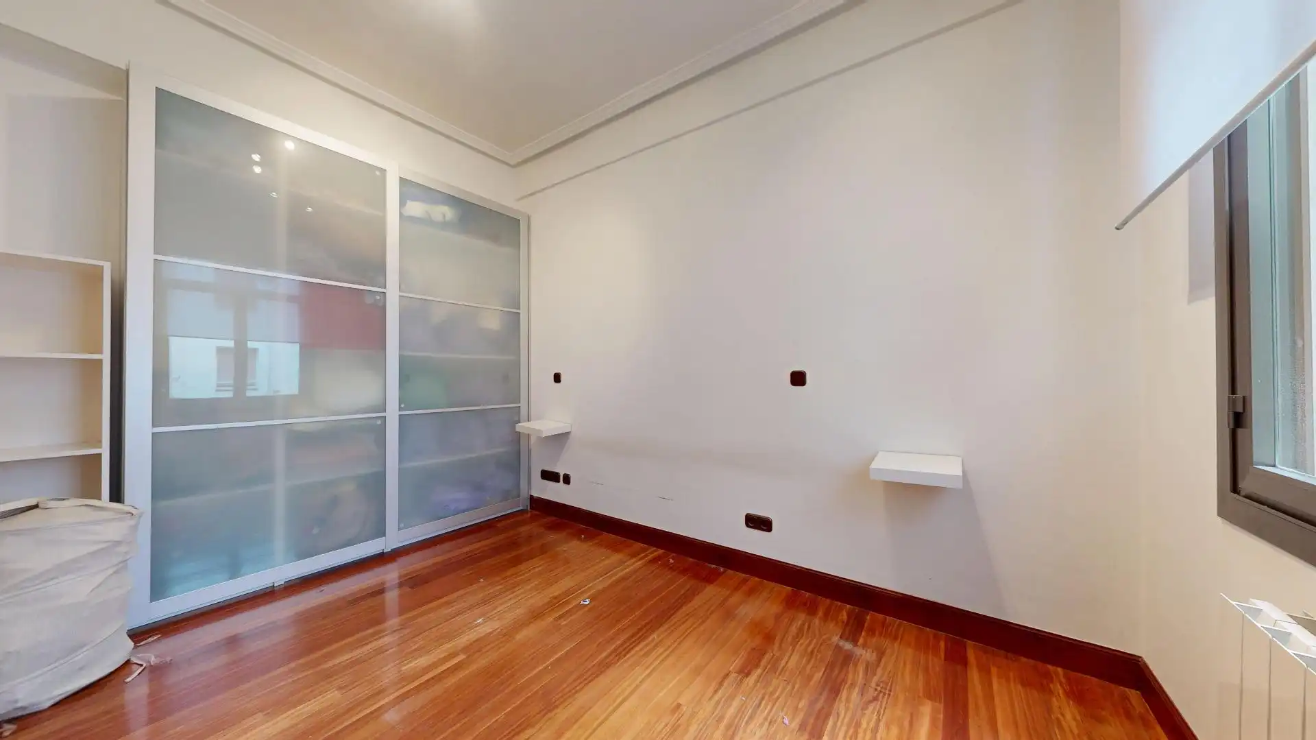 Flat for sale in Bilbao   with Heating