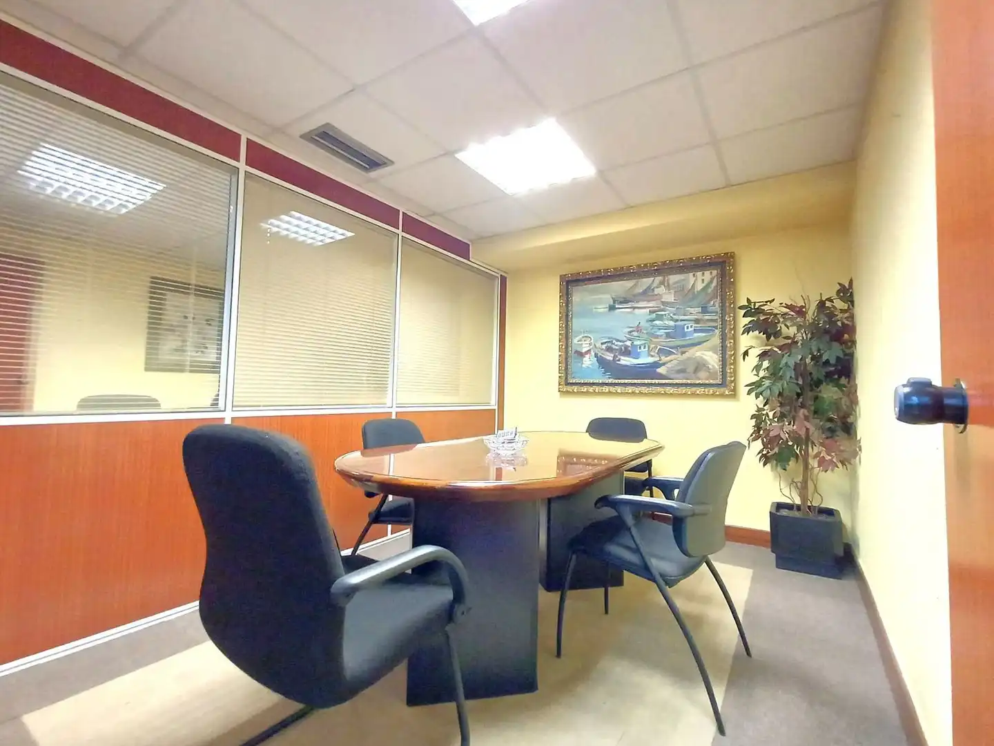 Oficina en venda en Bilbao  amb Calefacció