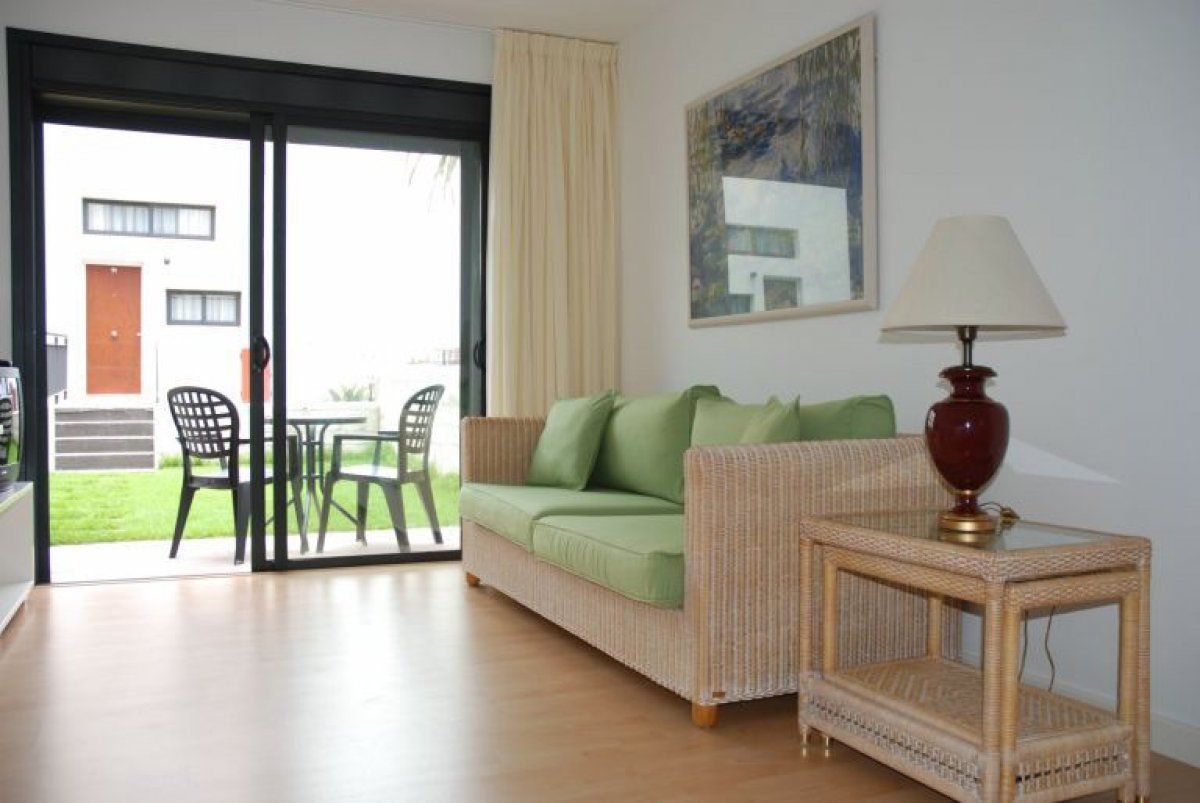 Sala d'estar de Loft en venda en Las Palmas de Gran Canaria amb Jardí privat, Terrassa i Moblat