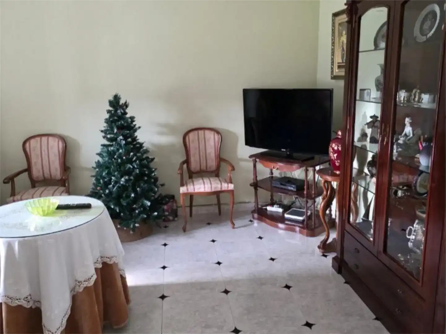 Sala d'estar de Casa o xalet en venda en Bermillo de Sayago amb Jardí privat