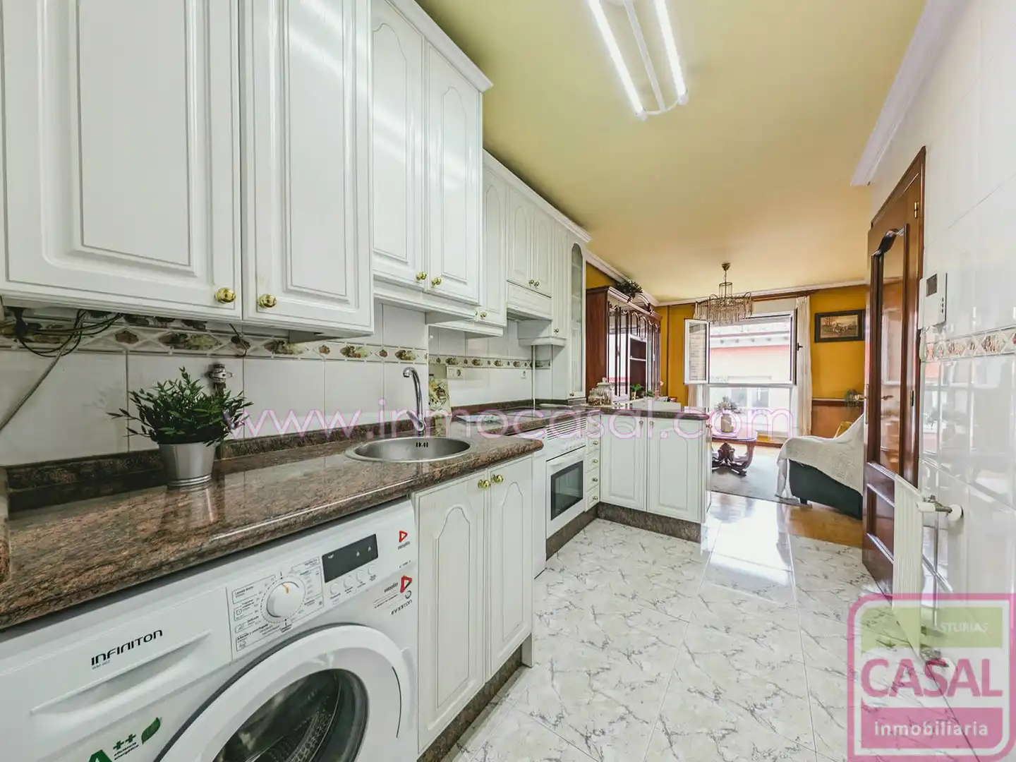 Cocina de Piso en venta en Mieres (Asturias) con Calefacción
