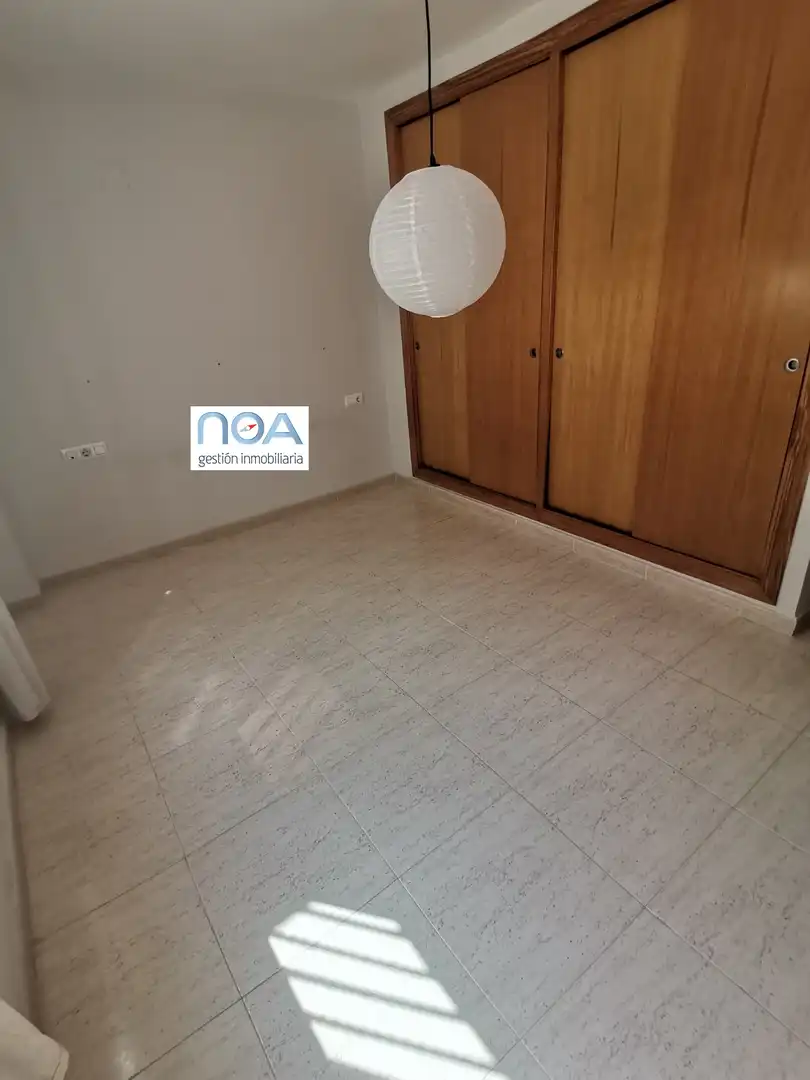 Apartamento de alquiler en Carrer Illa de Còrsega, 29, Las Islas