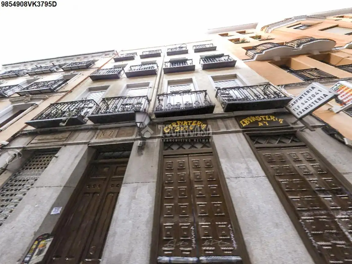 Vista exterior de Piso en venta en Madrid con Aire acondicionado, Calefacción y Balcón