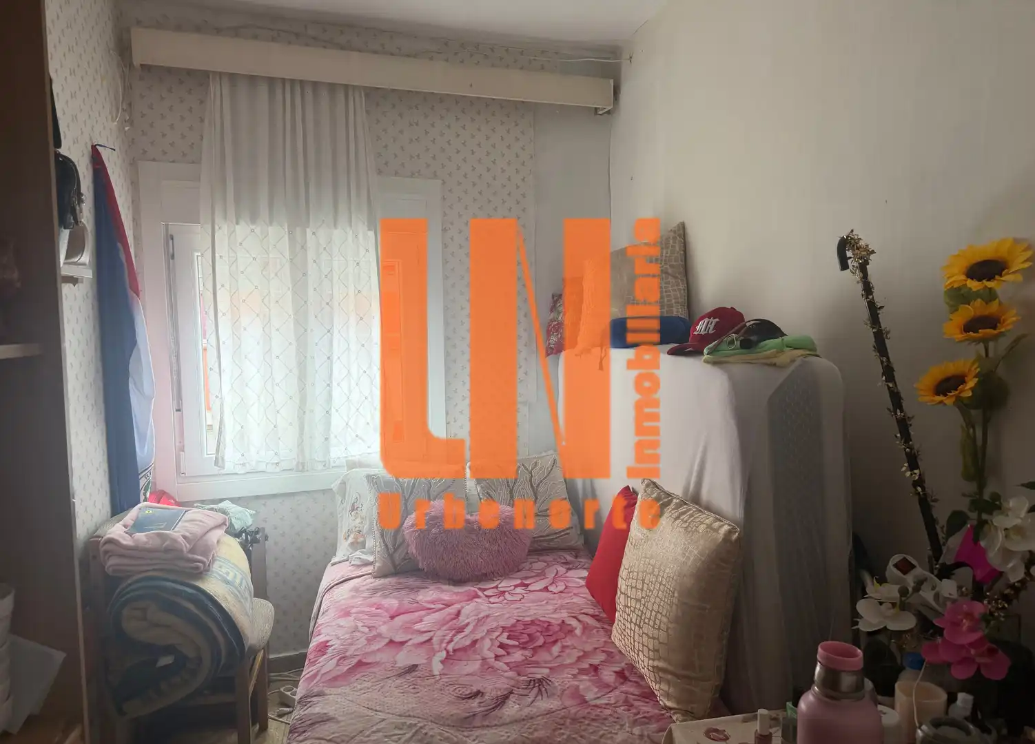 Habitación de Piso en venta en Madrid con Calefacción, Parquet y Balcón