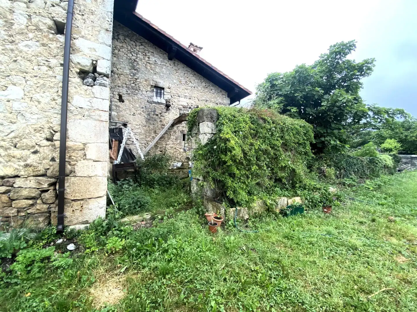 Casa o xalet en venda en Valle de Mena amb Jardí privat