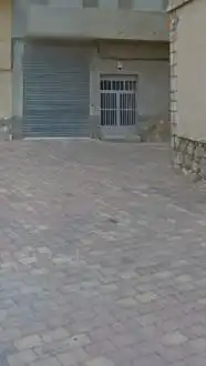 Parkplatz von Fabrikhallen zum Verkauf in Pozo-Lorente
