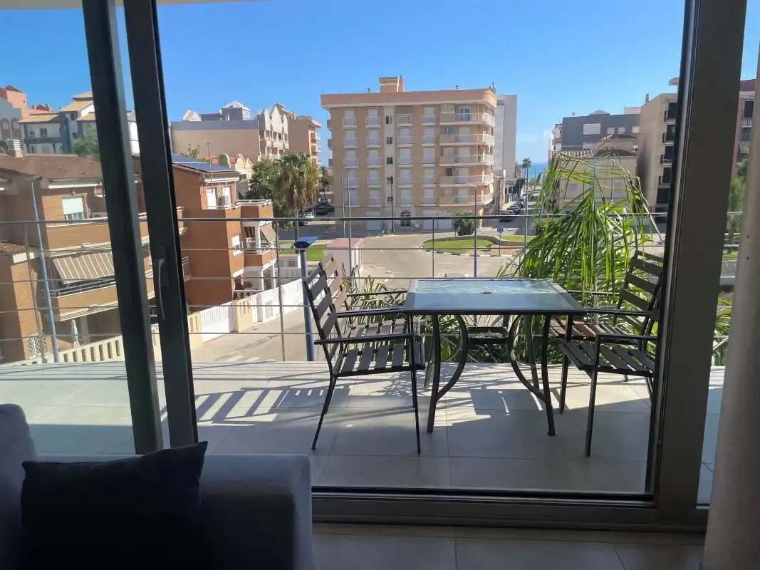 Apartamento de alquiler en Carrer dels Marenys, Miramar