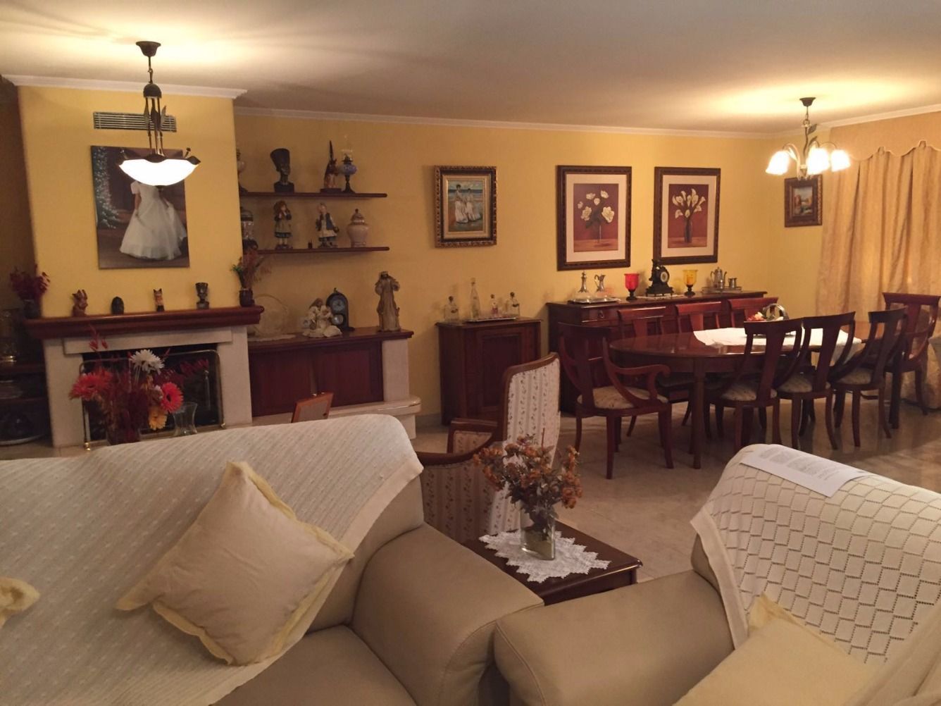 Sala de estar de Casa adosada en venta en  Melilla Capital con Aire acondicionado, Jardín privado y Terraza