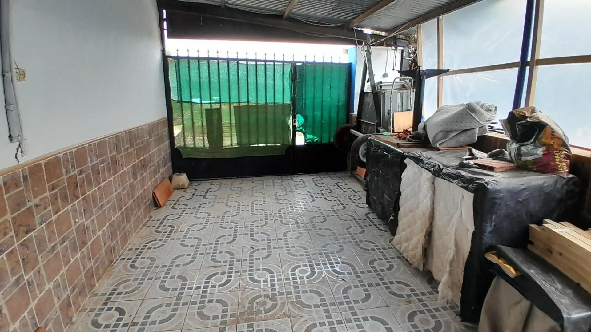 Casa o xalet en venda en Yecla amb Traster i Piscina