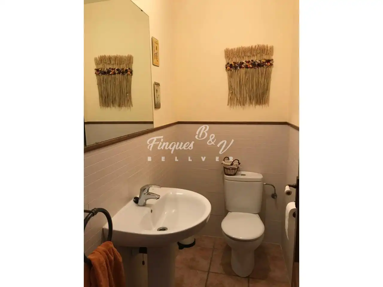 Bathroom of Houses for rent in Osséja  with Heating, Parquet flooring and Furnished