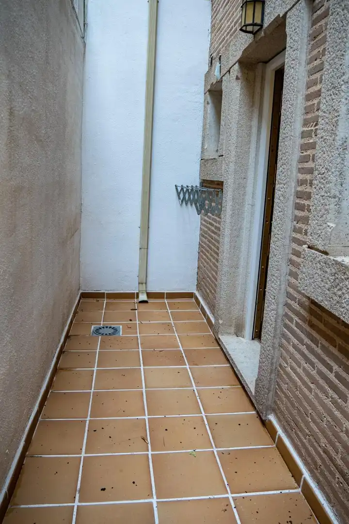 Einfamilien-Reihenhaus zur Miete in Miraflores de la Sierra mit Heizung, Möbliert und Balkon