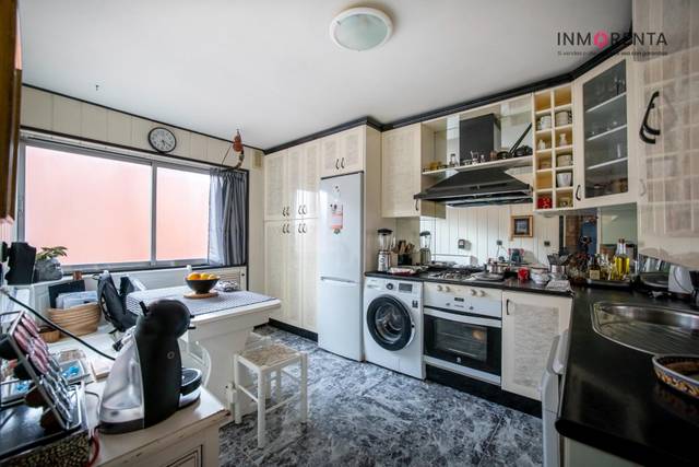 Dúplex en Venta en Calle LAGO CALAFATE en Portazgo