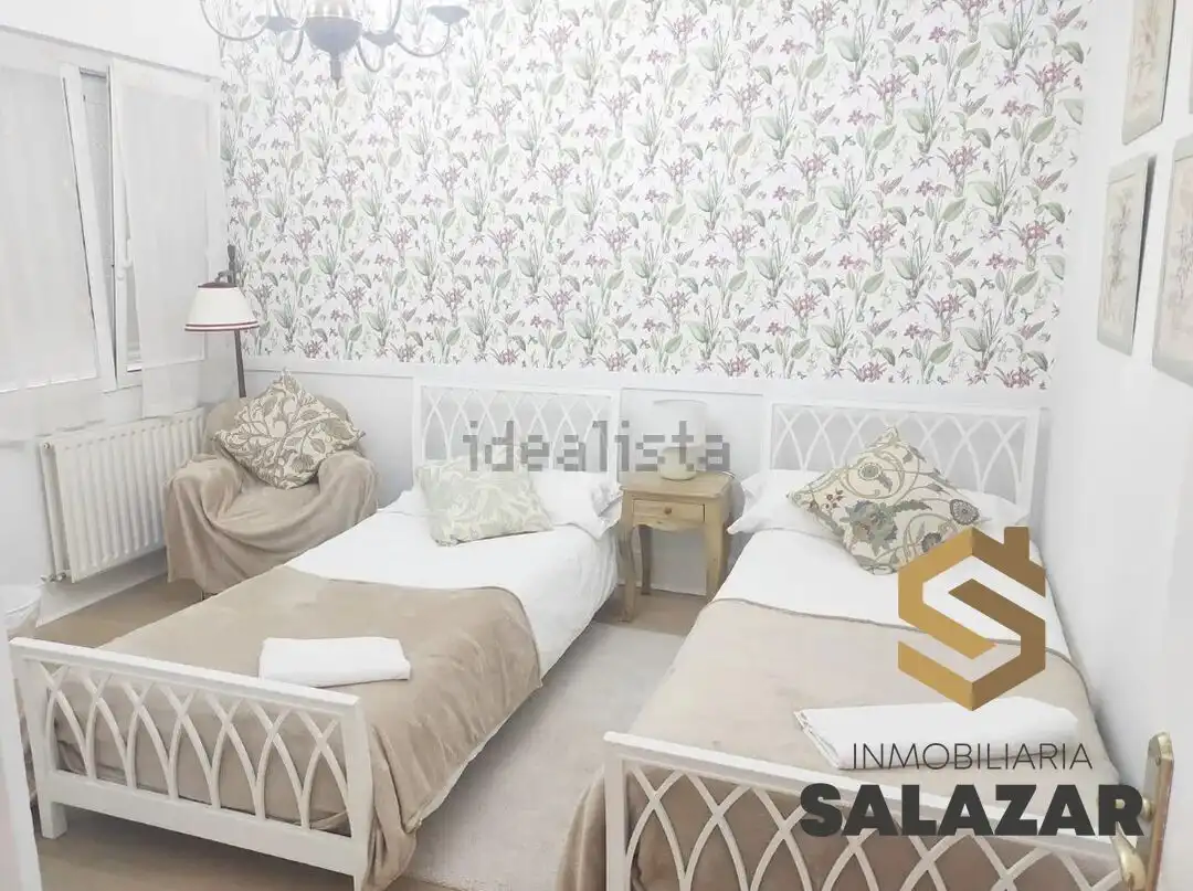 Bedroom of Flat for rent in Getxo   with Heating