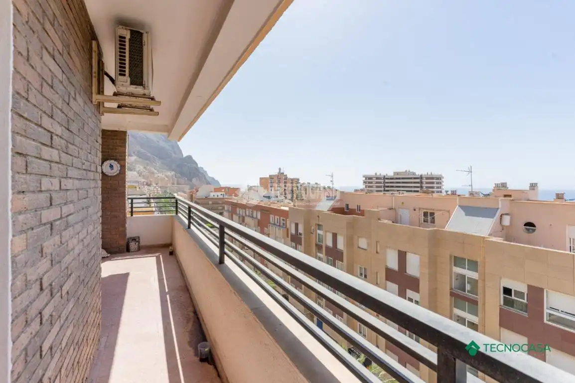 Vista exterior de Piso en venta en Roquetas de Mar con Aire acondicionado y Terraza