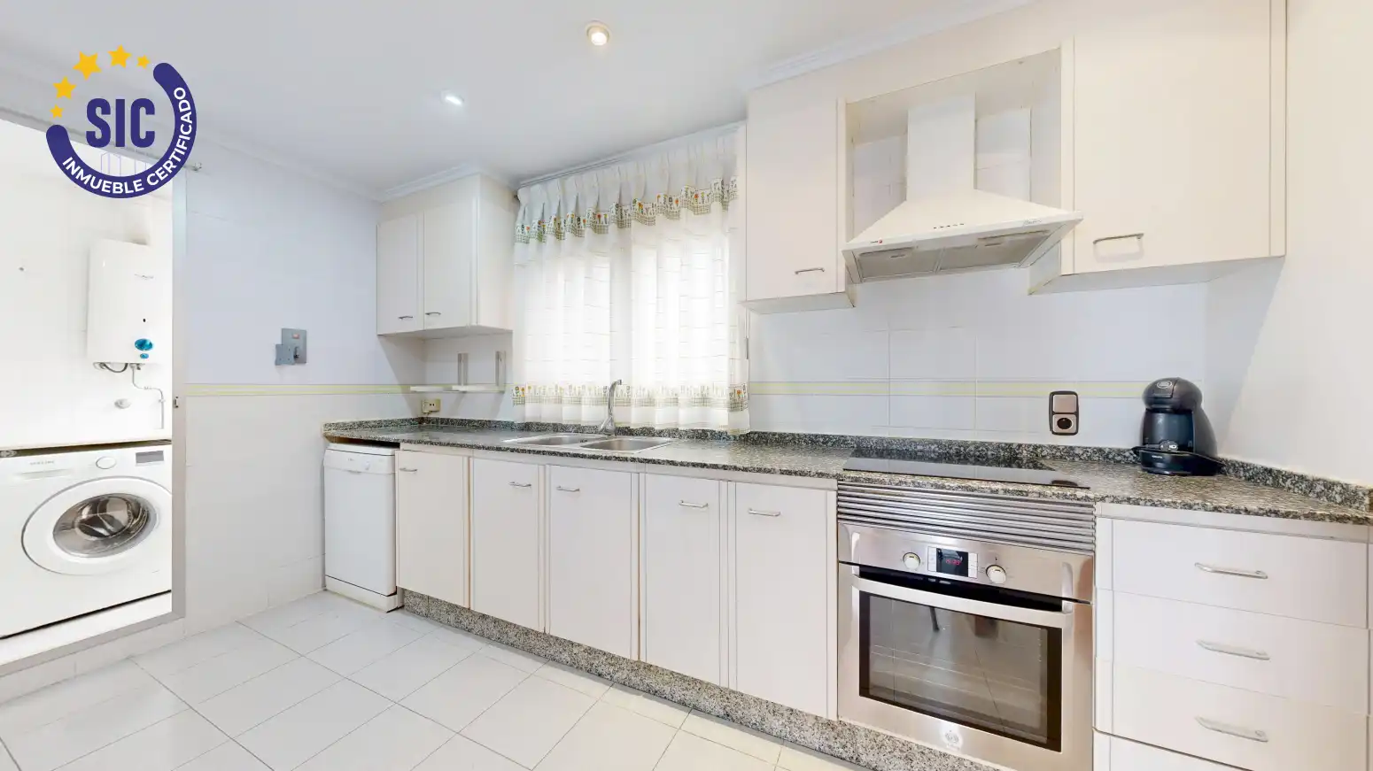Kitchen of Flat for sale in Torrent  with Balcony