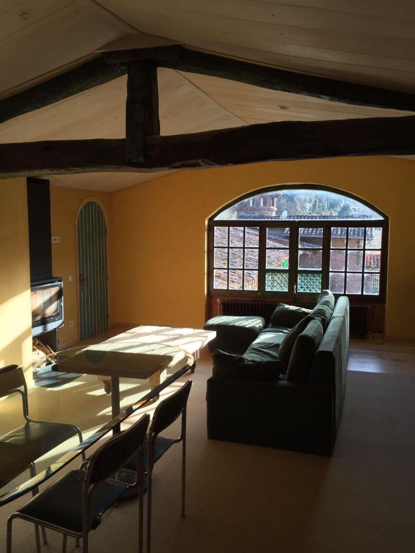 Sala d'estar de Apartament de lloguer en Viladrau amb Calefacció, Moblat i Microones