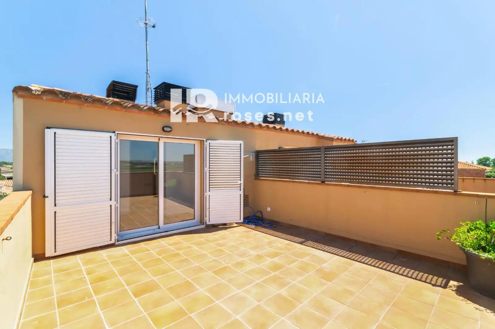 Terrace of Duplexes for sale in Fortià  with Terrace