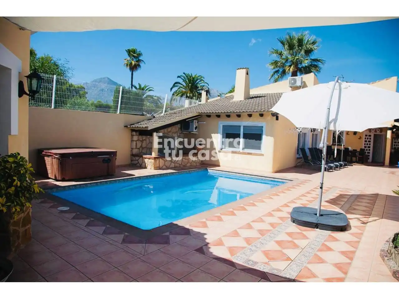 Houses for sale in Calle Orquidies, Barranco Hondo