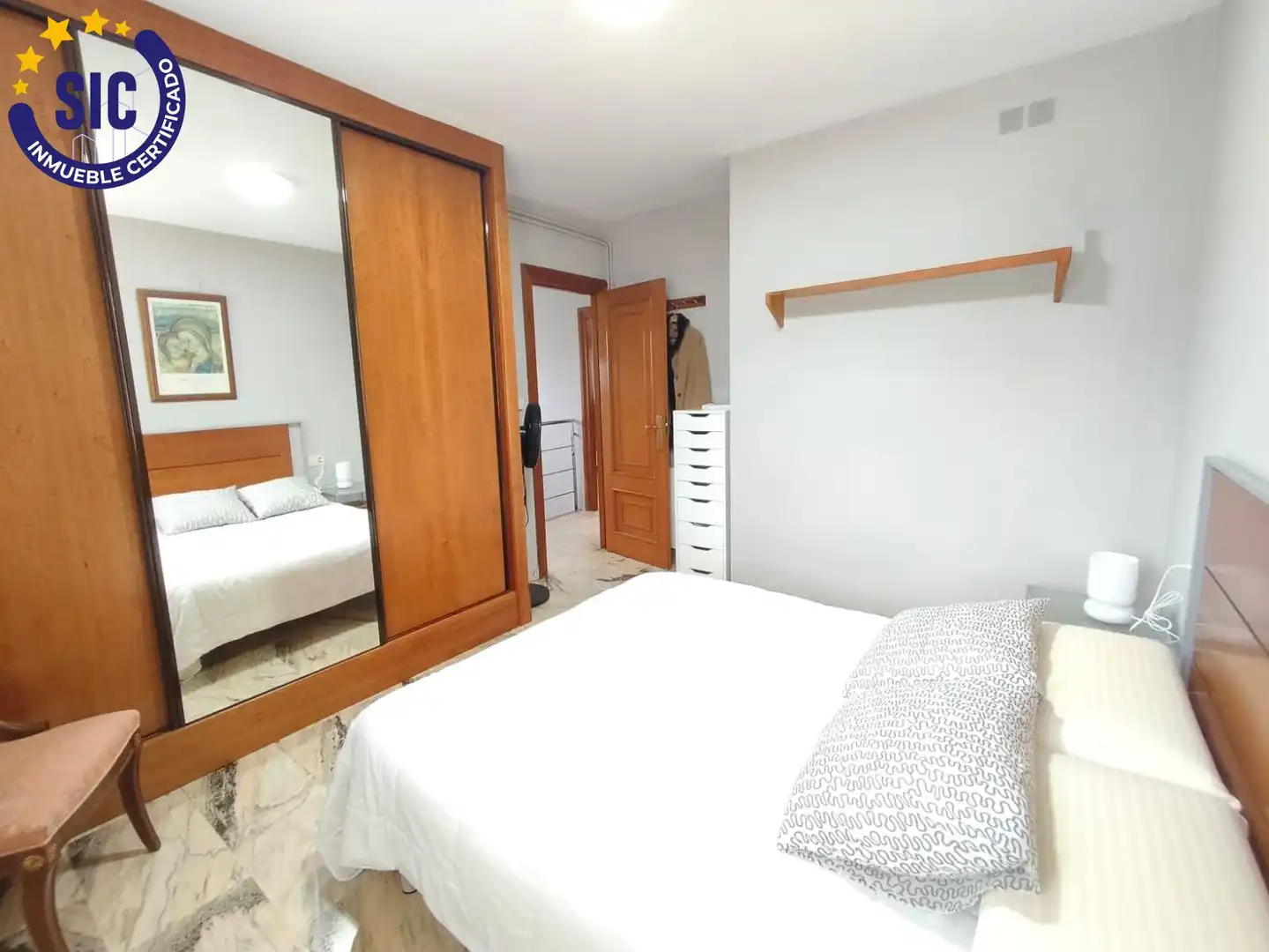 Habitación de Casa o chalet en venta en Torrent con Aire acondicionado, Calefacción y Jardín privado